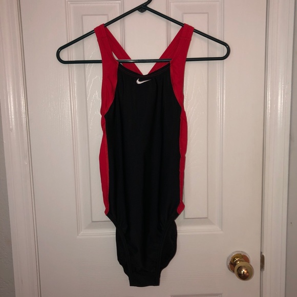 Nike One Piece - Picture 1 of 4